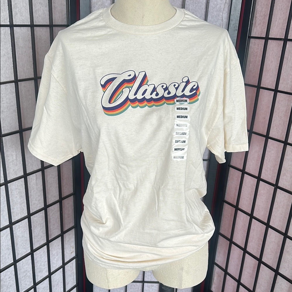 NWT Fruit of the Loom “Classic” Cream T-Shirt